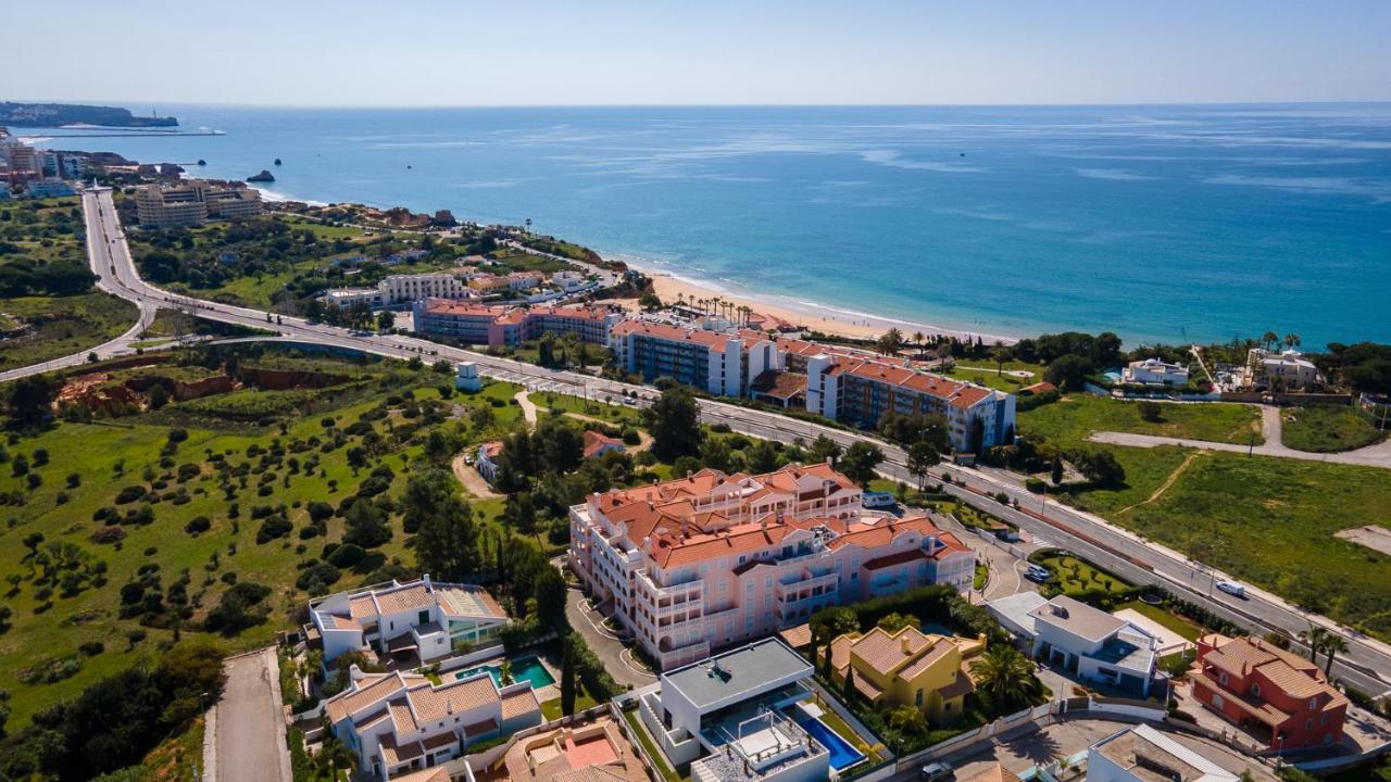 Ocean Solar Do Vau W/ Pool By Lovelystay Portimao Exterior photo